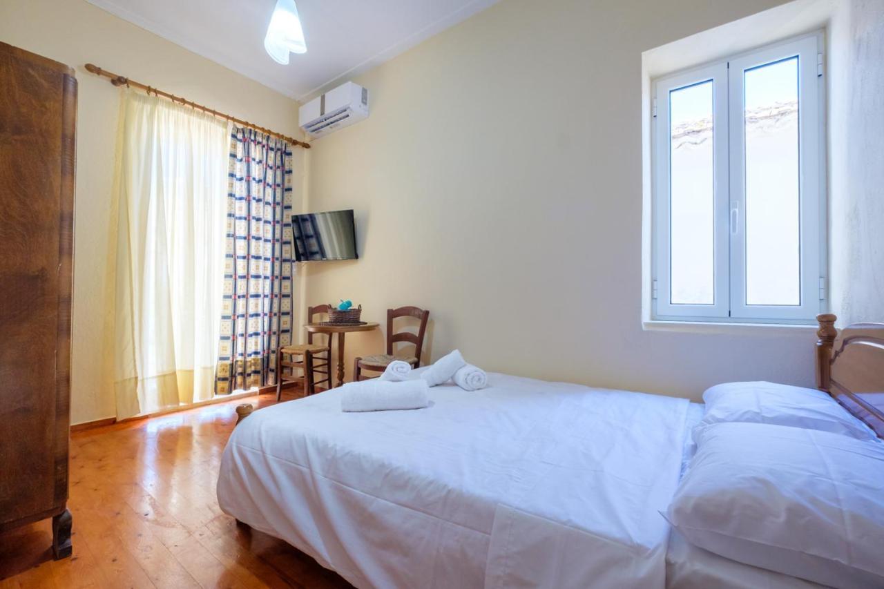Annetas House Apartment Nea Koroni Bagian luar foto