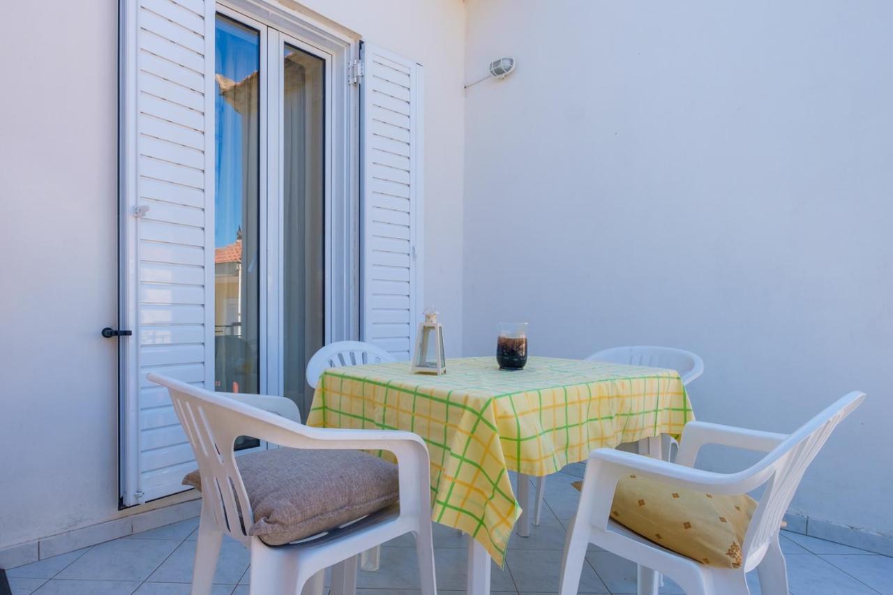 Annetas House Apartment Nea Koroni Bagian luar foto